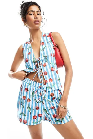 ASOS – Shorts mit Taillenband sowie Streifen-und Kirschmuster, Kombiteil