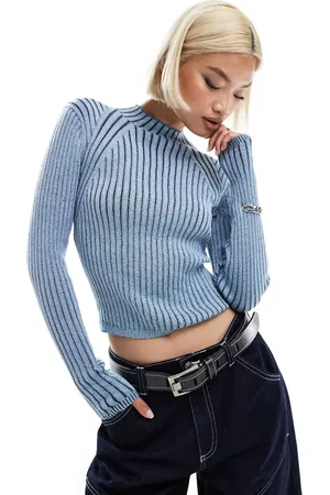 Monki – Langärmliges, zweifarbiges Strickoberteil in Blau und Marineblau