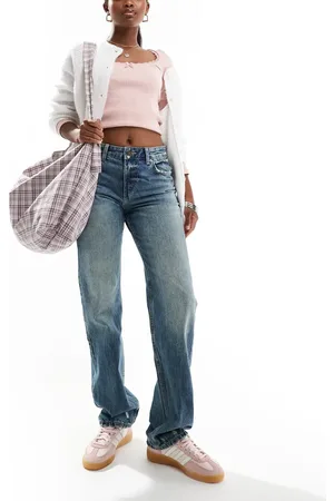 Pull&Bear – Straight Jeans in verwaschenem mit mittelhohem Bund