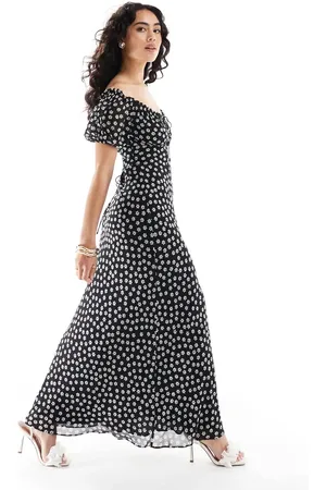 Forever New – Midaxi-Kleid in mit Carmen-Ausschnitt und Blümchenmuster