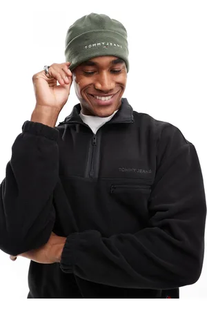 Tommy Hilfiger – Fleece-Strickmütze in Army- mit linearem Logo