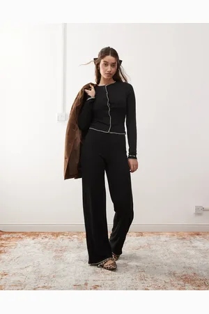 Miss Selfridge – Weit geschnittene Hose in Schwarz mit Langettenstich