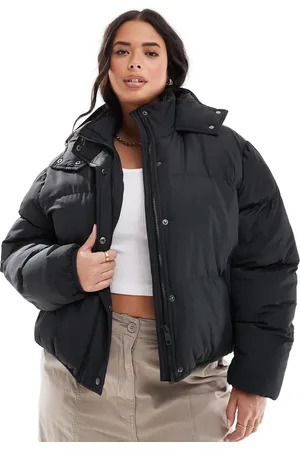 Brave Soul Plus – Schwarze Steppjacke mit Kapuze