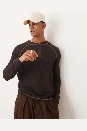 ASOS – Lässig geschnittenes, langärmliges Shirt aus braunem Mesh mit Henley-Ausschnitt