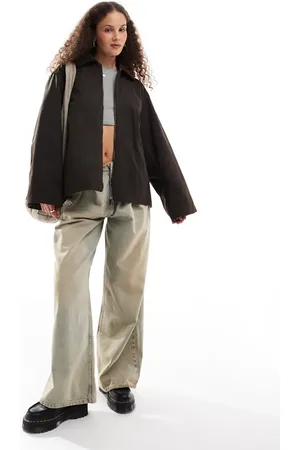 Weekday – Gewachste Barn-Jacke in Dunkelbraun mit farblich abgesetztem Cord-Kragen