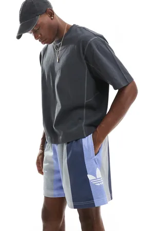 adidas – Blau gestreifte Basketball-Shorts