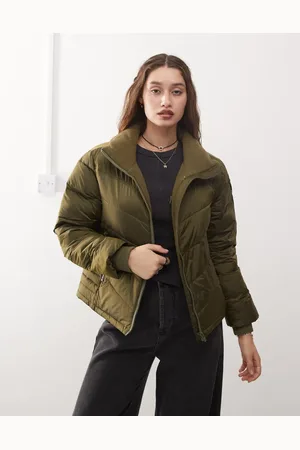 Wrangler – Kurze Steppjacke in