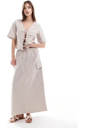 ASOS – Midirock in gebrochenem mit Kordelzug in der Taille und Taschendetail
