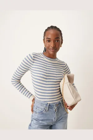 Pieces® – Langärmliges, geripptes Oberteil aus Grobstrick in gestreiftem Jeansblau