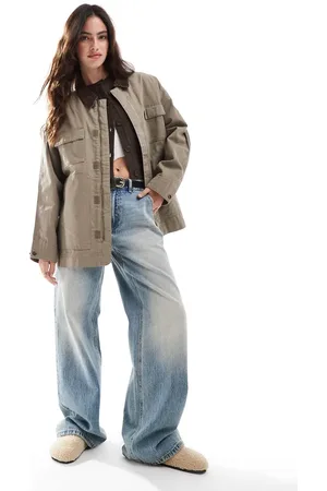 Stradivarius – STR – Barn-Jacke in Khaki mit Kragen aus Cord