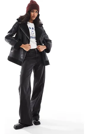 Stradivarius – Oversize-Pilotenjacke in mit Teddyfutter