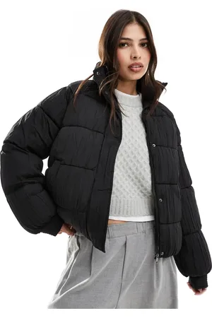 VERO MODA – Wattierter, plissierter Kurzmantel in strukturiertem
