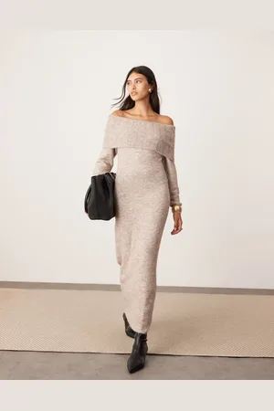 ASOS – Midaxi-Strickkleid in Pilzbraun mit Carmen-Ausschnitt