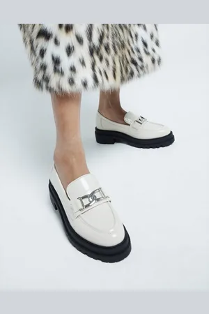 River Island – Klobige Loafer in Creme