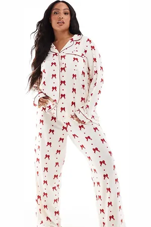 Chelsea Peers Curve – Exklusiv – Pyjama aus Polyester in Cremeweiß mit rotem Schleifenmuster