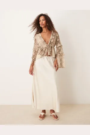 Abercrombie & Fitch – Asymmetrischer Satinrock in Champagner mit Kordelzug und mittelhohem Bund