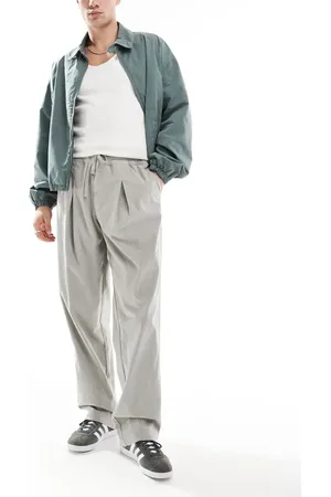 ASOS – Baggy-Cordhose in mit Bundfalten vorn