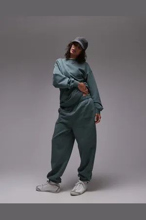 Topshop – Community – Jogginghose in mit Bündchen und Grafik, Kombiteil