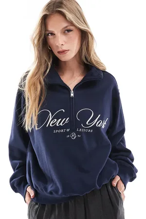 Hollister – Sweatshirt in mit Motiv und kurzem Reißverschluss
