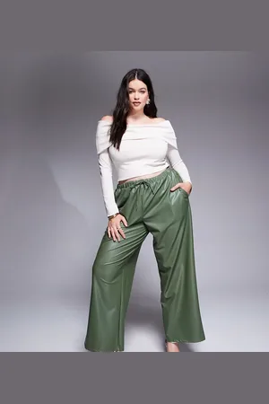ASOS ASOS DESIGN Curve – Weit geschnittene Hose in grüner Lederoptik mit Taillenschnürung
