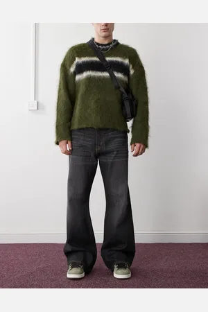 Weekday Time – Weit geschnittene Bootcut-Jeans in Aschschwarz