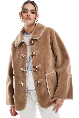 Object – Kunstpelz-Jacke in Tabakbraun mit Knebelverschluss