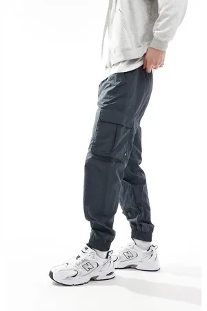 JACK & JONES – Tech-Cargohose in Dunkelgrau mit Bündchen
