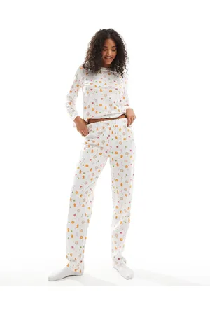 Pieces® Christmas – Langärmliger Pyjama in mit Lebkuchenmuster-Muster