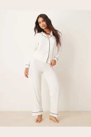 New Look – Langärmliger Pyjama in gebrochenem
