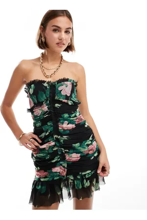 ASOS – Gerafftes, trägerloses Minikleid mit Blumenprint und Rüschen