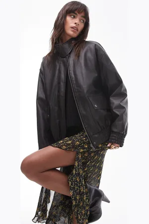 Topshop – Oversize-Bomberjacke aus Kunstleder in Schwarz