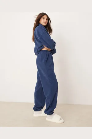 ASOS – Lounge-Jogginghose aus Microfleece in Dunkelblau