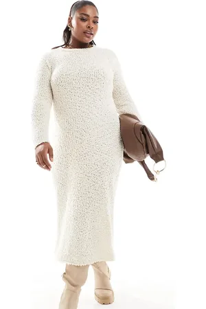 ONLY – Strukturiertes, wadenlanges Strickkleid in Beige