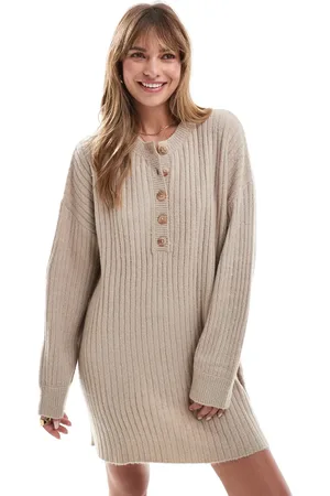 Miss Selfridge – Minikleid aus Strick in Haferbeige mit in Henley-Optik mit kurzer Knopfleiste
