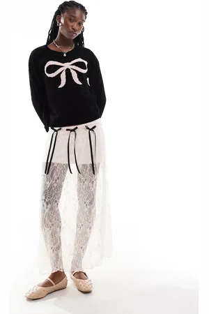 Daisy Street – Figurbetontes Sweatshirt in mit Schleifengrafik in Rosa