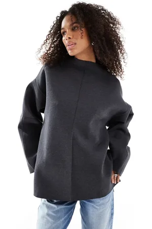 ASOS – Langärmliges, weites Sweatshirt in anthrazitfarbener Neopren-Optik mit Seitenschlitz