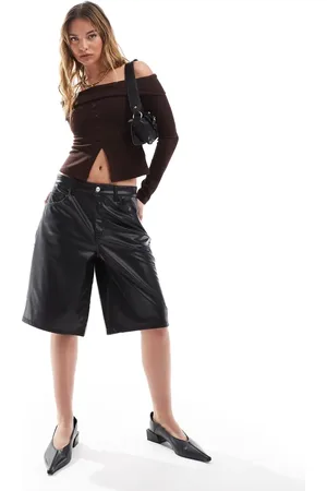 ASOS – Bermudashorts aus Kunstleder in