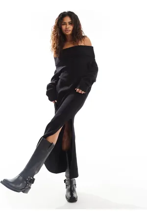 Weekday – Malena – Maxi-Strickkleid in mit Carmen-Ausschnitt und Seitenschlitz, exklusiv bei ASOS