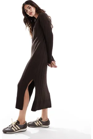 VERO MODA – Aware – Knöchellanges Strickkleid in Schokobraun mit V-Ausschnitt