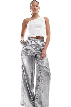 ONLY – Locker sitzende Hose mit durchgehender Folienbeschichtung in Graphit