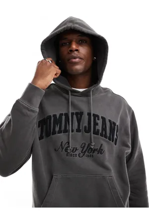 Tommy Hilfiger – Vintage-Kapuzenpullover in verwaschenem mit College-Print