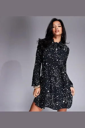 River Island – Plissee-Minikleid in mit Sternmuster