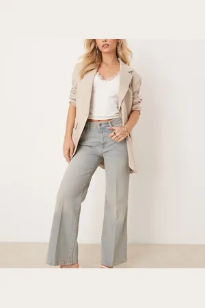 River Island – Weit geschnittene Jeans in verwaschenem Hellblau