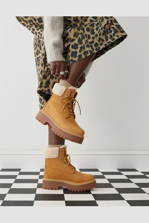 Timberland – Stone Street 6 Inch – Gefütterte, erhöhte Stiefel aus Nubukleder in Weizenbraun