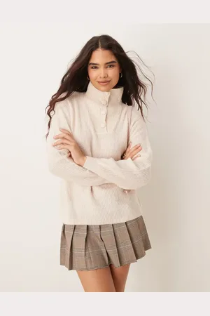 JDY – Hochgeschlossener Strickpullover in Steinbeige mit Knopfdetail