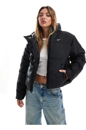 Nike – Essential – Steppjacke in mit kurzem Schnitt