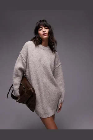 Topshop – Kurzes Oversize-Strickkleid in Hellbeige mit Rundhalsausschnitt und Sichtnaht