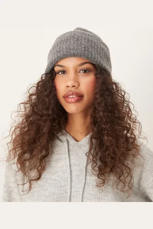 SELECTED Femme – Flauschige Strickmütze in