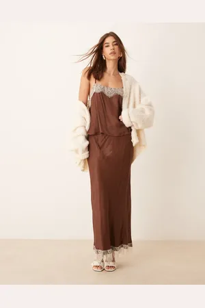 ASOS – Maxirock aus Satin in mit Spitzensaum, Kombiteil
