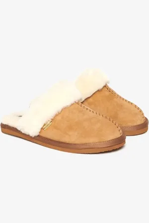 Superdry – Mules-Hausschuhe aus Wildleder in Hellbraun